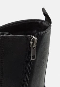 Pier One Veterboots - Black -Pier One Algemene Winkel Voor Herenmode 039c123f8b4b4151b8d0bff251574ade