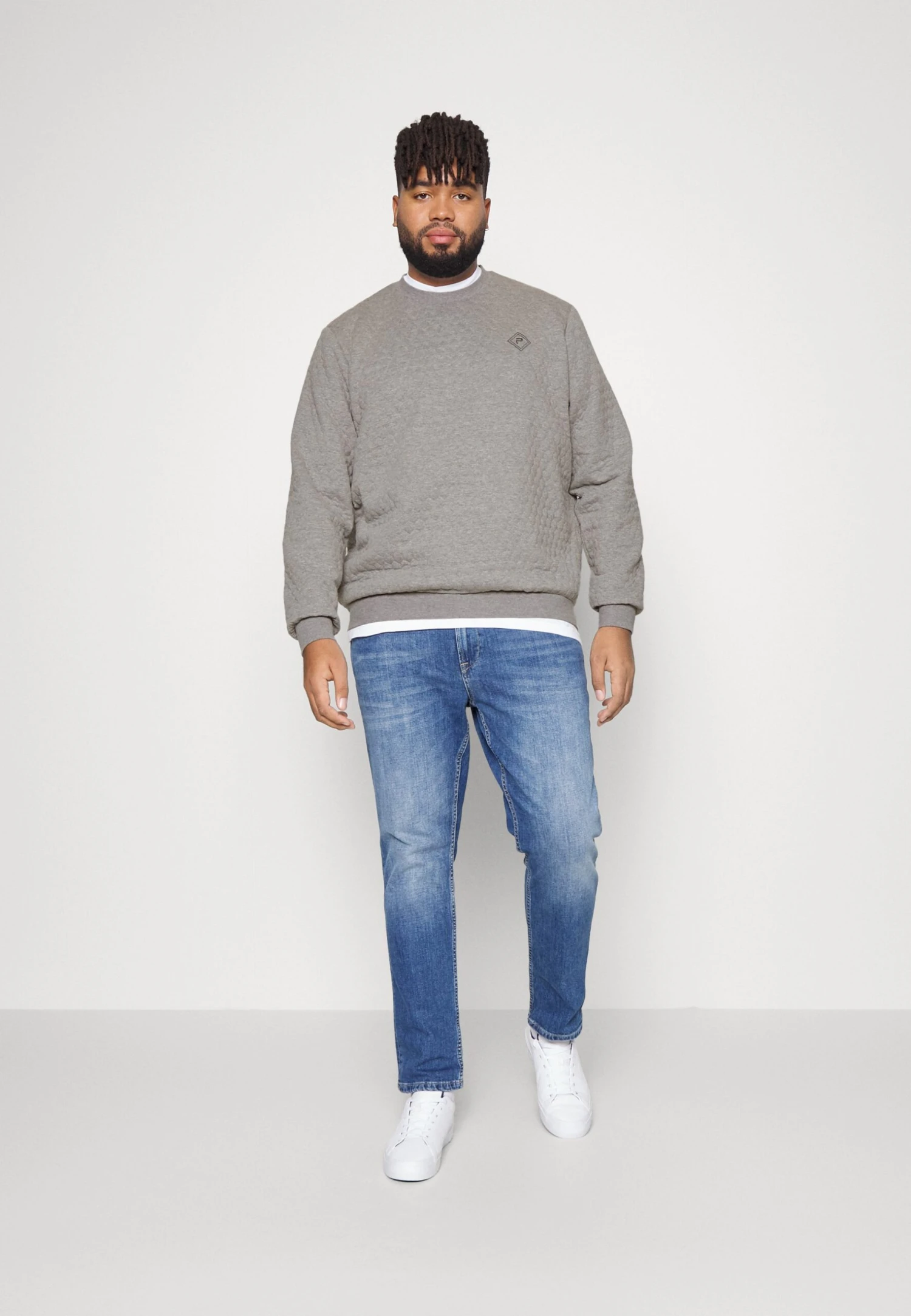 Pier One Sweater - Grey 2 Pier One Sweater - Grey - Image 2