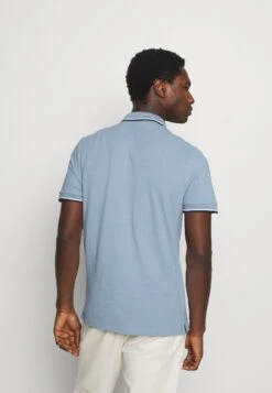 Pier One Poloshirt - Light Blue -Pier One Algemene Winkel Voor Herenmode 0f3b8b0e383a4015ace0df106448ccd1