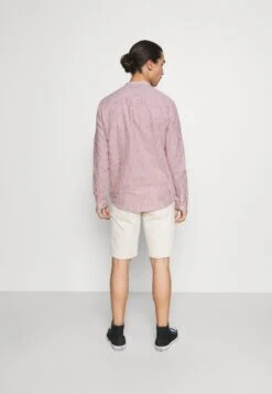 Pier One Overhemd - Red -Pier One Algemene Winkel Voor Herenmode 15dc34f56a5e4c679bb3725ee2a6340e