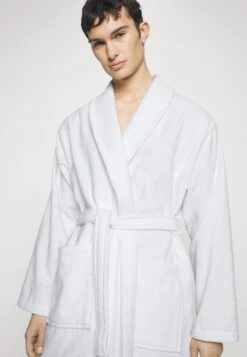 Pier One Shawl Towel Bathrobe - Badjas - White -Pier One Algemene Winkel Voor Herenmode 1750537fe5284a27957b17c8aded1f98