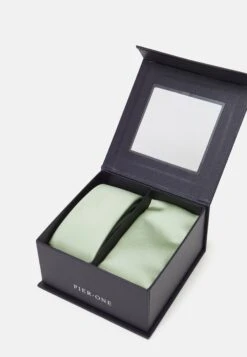 Pier One Set - Pochet - Light Green -Pier One Algemene Winkel Voor Herenmode 186418c4632045a49f49be956c5a79e1