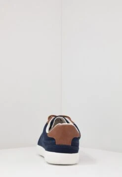 Pier One Unisex - Sneakers Laag - Dark Blue -Pier One Algemene Winkel Voor Herenmode 1ac6e250906f4bbdbe8f2d4b585d53ea