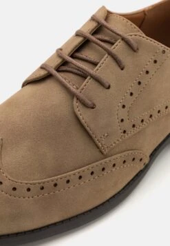 Pier One Veterschoenen - Beige -Pier One Algemene Winkel Voor Herenmode 1b5eb0fbcf8a4027bad831479b4dbd0e