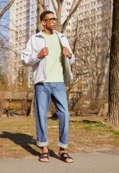 Pier One Unisex - Pantoffels - Black -Pier One Algemene Winkel Voor Herenmode 21323aaf96c24ccbb412a95ef516eddd