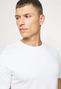 Pier One 7 Pack - T-Shirt Basic - White/Blue/Green 13 Pier One 7 Pack - T-Shirt Basic - White/Blue/Green -Pier One Algemene Winkel Voor Herenmode 250428b12b8d4cafaf02bd6331fda98c