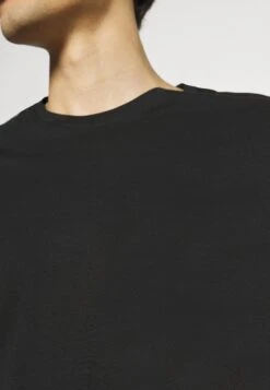 Pier One Pyjama - Black -Pier One Algemene Winkel Voor Herenmode 2d7a3bf373434ec99530f26b5c489aa6