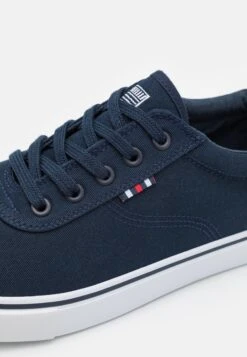 Pier One Unisex - Sneakers Laag - Dark Blue 11 Pier One Unisex - Sneakers Laag - Dark Blue -Pier One Algemene Winkel Voor Herenmode 32507fd832634b92a4915d77598d3c25