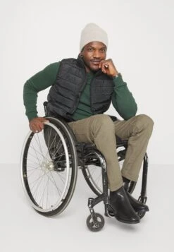 Pier One Bodywarmer - Black -Pier One Algemene Winkel Voor Herenmode 336bb9182f0a4a37bec68dd5919004c6