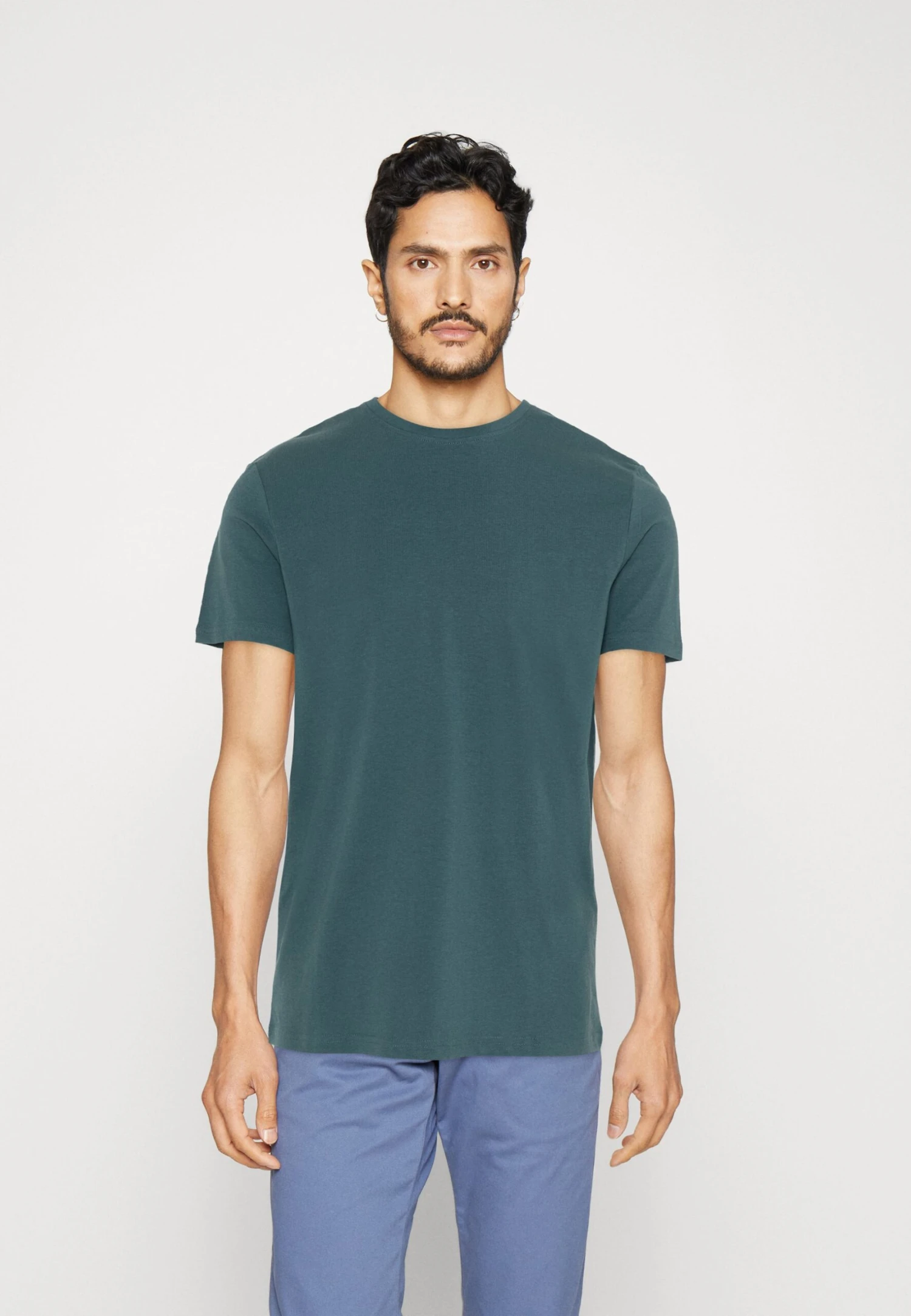 Pier One 5 Pack - T-Shirt Basic - White/Off-White/Lilac 2 Pier One 5 Pack - T-Shirt Basic - White/Off-White/Lilac - Image 2