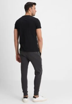 Pier One Trainingsbroek - Dark Grey -Pier One Algemene Winkel Voor Herenmode 41603f18a9d7497b85a73a2ae36be969