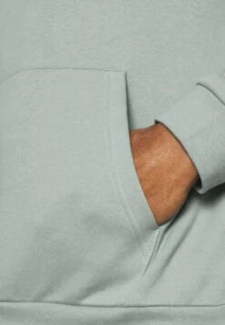 Pier One 2 Pack - Hoodie - Black/Green -Pier One Algemene Winkel Voor Herenmode 42ae1717e5f74ed19fa71eda943ea2db