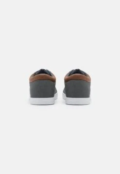 Pier One Unisex - Sneakers Laag - Grey -Pier One Algemene Winkel Voor Herenmode 4b65cf34cf5e47c0a6efdc07f3d8fa53