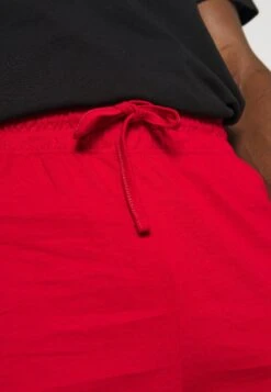 Pier One 3 Pack - Pyjamabroek - Black/Mottled Dark Grey/Red -Pier One Algemene Winkel Voor Herenmode 4e0750ec07904855ac543b915c290e27