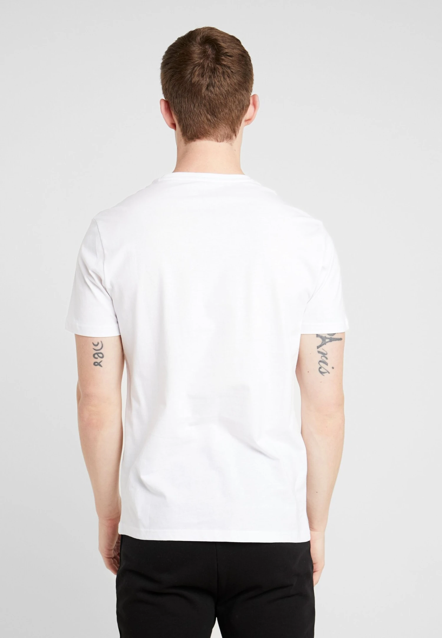 Pier One 5 Pack - T-Shirt Basic - White 4 Pier One 5 Pack - T-Shirt Basic - White - Image 4