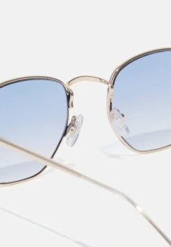 Pier One Unisex - Zonnebril - Light Blue -Pier One Algemene Winkel Voor Herenmode 5579151b1f8843b1ac6ca84bcea681e0