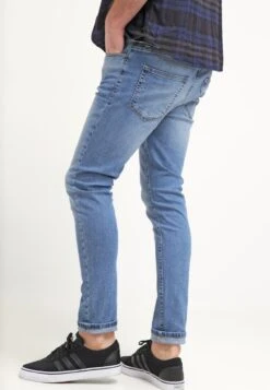 Pier One Slim Fit Jeans - Light Blue Denim -Pier One Algemene Winkel Voor Herenmode 56d3c6b55b1448efa1c9321637ab793a