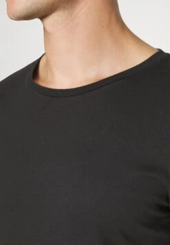 Pier One 2 Pack - Longsleeve - Black/Mottled Dark Grey 15 Pier One 2 Pack - Longsleeve - Black/Mottled Dark Grey -Pier One Algemene Winkel Voor Herenmode 58d184c68d6a4efb93849263615dae84