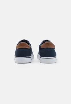 Pier One Unisex - Sneakers Laag - Dark Blue 8 Pier One Unisex - Sneakers Laag - Dark Blue -Pier One Algemene Winkel Voor Herenmode 5ef87d0fc09b438cb7de950bb9ab19ad
