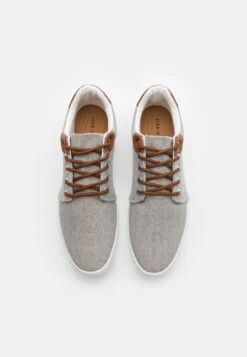 Pier One Unisex - Sneakers Laag - Light Grey -Pier One Algemene Winkel Voor Herenmode 60fe947ef8cf4df19401d326e0123b74