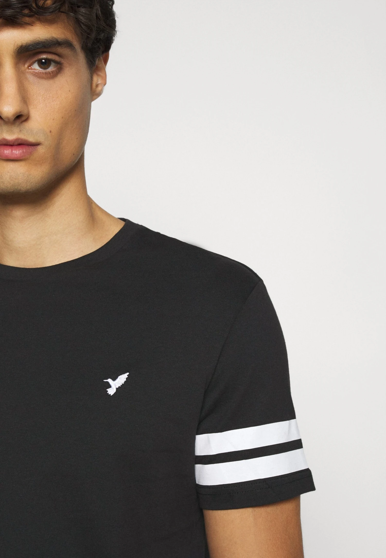 Pier One T-Shirt Print - Black 4 Pier One T-Shirt Print - Black - Image 4