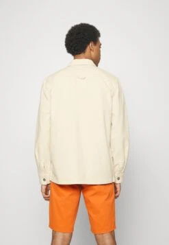 Pier One Undyed Twill- Spijkerjas - White -Pier One Algemene Winkel Voor Herenmode 75edac323e2d40368b48353609d4fd18