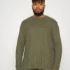 Pier One Longsleeve - Olive