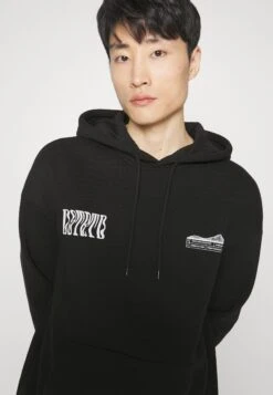 Pier One Wood Hoodie - Hoodie - Black -Pier One Algemene Winkel Voor Herenmode 785052bc4c4344ab916cf960f0780afd