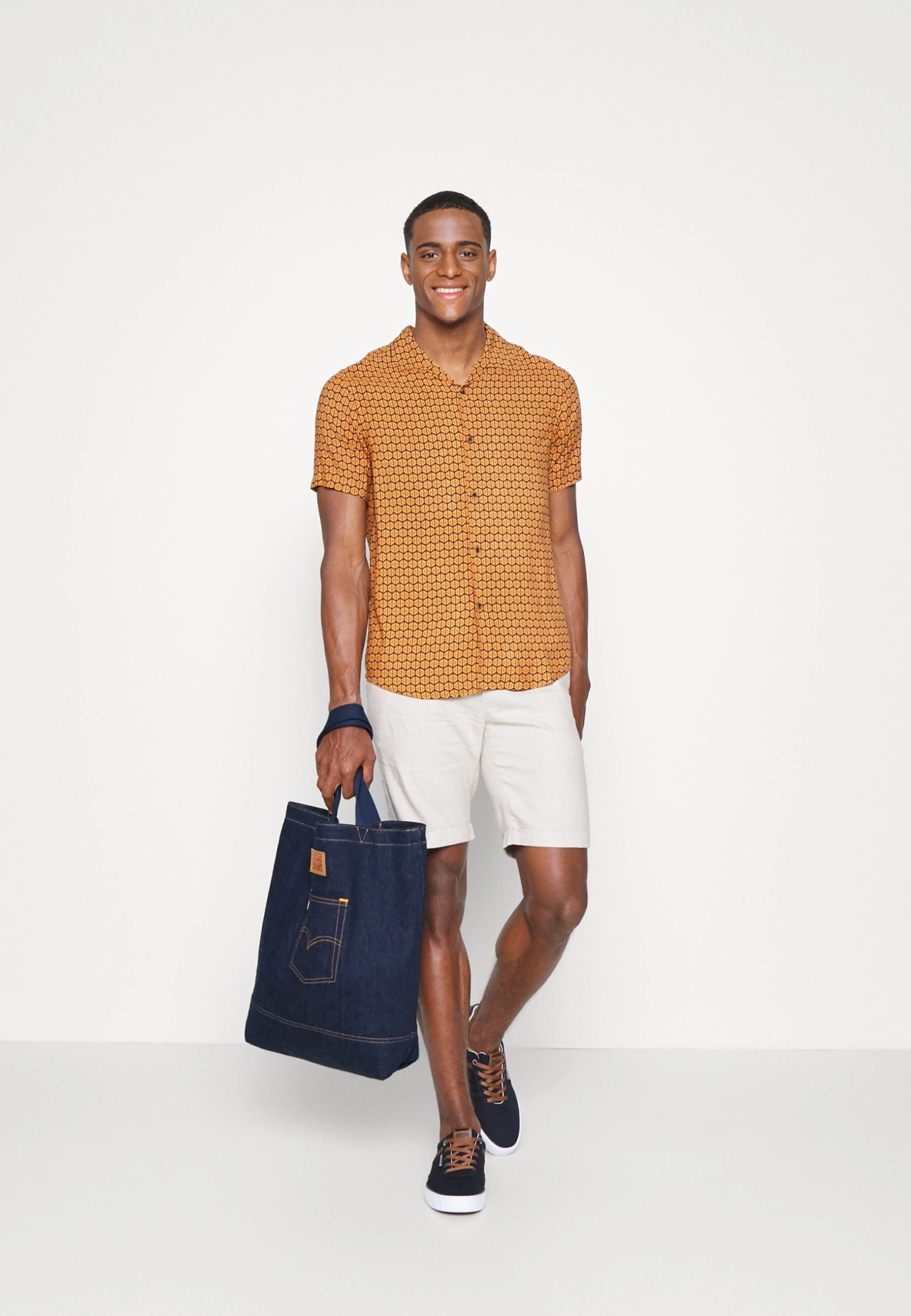 Pier One Linen Blend Drawcord Shorts- Shorts - Beige 2 Pier One Linen Blend Drawcord Shorts- Shorts - Beige - Image 2