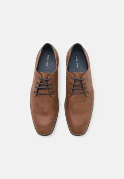 Pier One Veterschoenen - Dark Brown 9 Pier One Veterschoenen - Dark Brown -Pier One Algemene Winkel Voor Herenmode 8bac96f8a54048f4937a8b31e662b67a