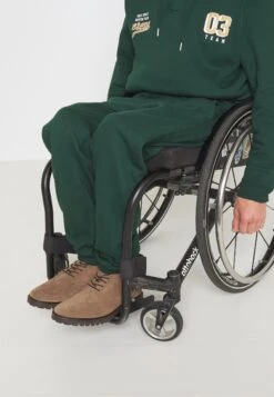 Pier One Trainingsbroek - Dark Green 11 Pier One Trainingsbroek - Dark Green -Pier One Algemene Winkel Voor Herenmode 8faf2b1694e84b159152d4119f11f948