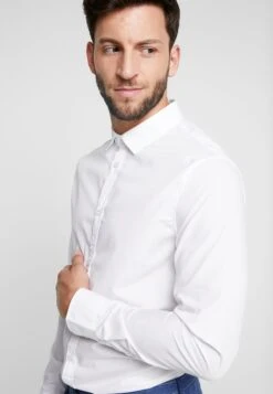 Pier One 2 Pack - Zakelijk Overhemd - White -Pier One Algemene Winkel Voor Herenmode 904cef72816b425da821170568e562cd