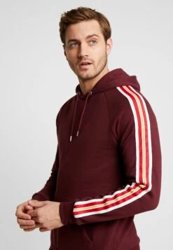 Pier One Hoodie -Bordeaux 9 Pier One Hoodie -Bordeaux -Pier One Algemene Winkel Voor Herenmode 9367ec1d7c1f4f65ac9d8be700e647fe