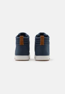 Pier One Sneakers Hoog - Dark Blue 8 Pier One Sneakers Hoog - Dark Blue -Pier One Algemene Winkel Voor Herenmode 9a4ad1e90fac41abb9aa91336eea93cc