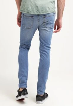 Pier One Slim Fit Jeans - Light Blue Denim -Pier One Algemene Winkel Voor Herenmode 9ce69a79e7f24d82919ce673ea1c8949