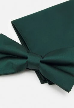 Pier One Set- Overige Accessoires - Dark Green 11 Pier One Set- Overige Accessoires - Dark Green -Pier One Algemene Winkel Voor Herenmode 9fcb16232ba94b3e9c1c528d5248f8f9
