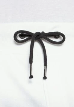 Pier One Trainingsbroek - White -Pier One Algemene Winkel Voor Herenmode a36764404f124304b3532ad3534eb3d7