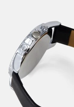 Pier One Horloge - Black/Silver-Coloured -Pier One Algemene Winkel Voor Herenmode a405f32d91574594bfe0eb57bcbec044