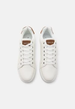 Pier One Sneakers Laag - White -Pier One Algemene Winkel Voor Herenmode a459a37a54644a3aa05e27c6f0a40515