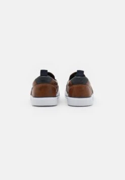 Pier One Unisex - Sneakers Laag - Cognac -Pier One Algemene Winkel Voor Herenmode a5827ba272184322a5f334dbbc2389e8