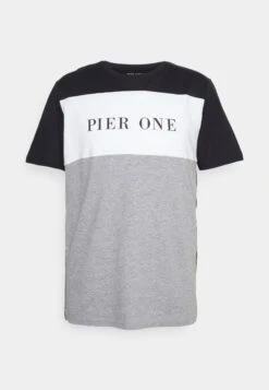 Pier One T-Shirt Print -Black 8 Pier One T-Shirt Print -Black -Pier One Algemene Winkel Voor Herenmode b26a0a9fe2554dc9b06584b4d598f4ec