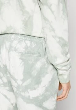 Pier One Shorts - Green -Pier One Algemene Winkel Voor Herenmode bbb1dcd533944ef5aa7e8fb222df3604