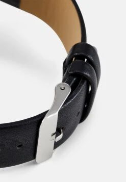 Pier One Horloge - Black/Silver-Coloured -Pier One Algemene Winkel Voor Herenmode bbd4e6d8b146435a85ade9e2edd8ca76