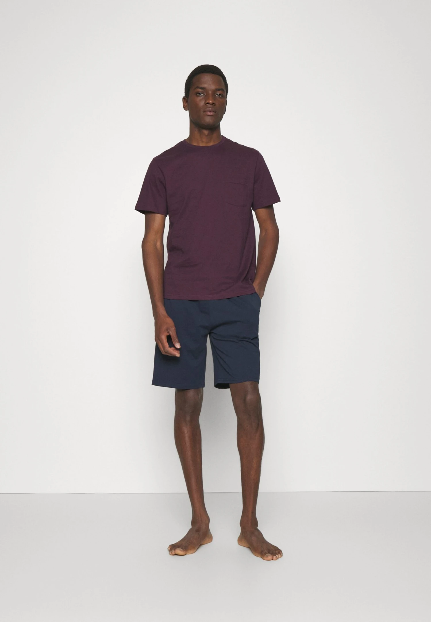 Pier One Pyjama - Dark Blue/Bordeaux 2 Pier One Pyjama - Dark Blue/Bordeaux - Image 2