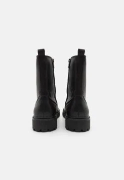 Pier One Veterboots - Black -Pier One Algemene Winkel Voor Herenmode bd421cd09df642f29067d1f71e48ca04