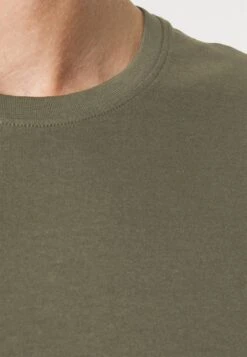 Pier One 2 Pack - Top - Black/Khaki -Pier One Algemene Winkel Voor Herenmode bd882977b4dd4e82ad06d1413148c577