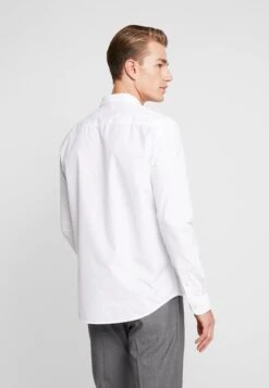 Pier One 2 Pack - Zakelijk Overhemd - White/Light Blue -Pier One Algemene Winkel Voor Herenmode be6c104a9fb24ec4b7e3fbf862bb62fa