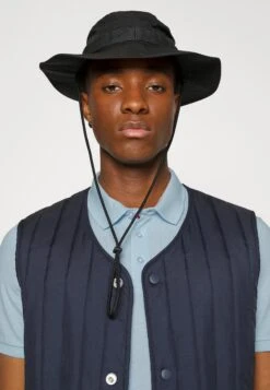 Pier One 2 Pack - Poloshirt - Light Blue/Black 13 Pier One 2 Pack - Poloshirt - Light Blue/Black -Pier One Algemene Winkel Voor Herenmode bfa37811baef47efa32aad6f136f27f3