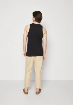 Pier One 3 Pack - Top - Black -Pier One Algemene Winkel Voor Herenmode c5dc1fc1d31c4883939c76de12787845