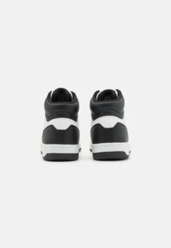 Pier One Sneakers Hoog - White -Pier One Algemene Winkel Voor Herenmode c7d42de382f643bcb7b8e5bacedab58d